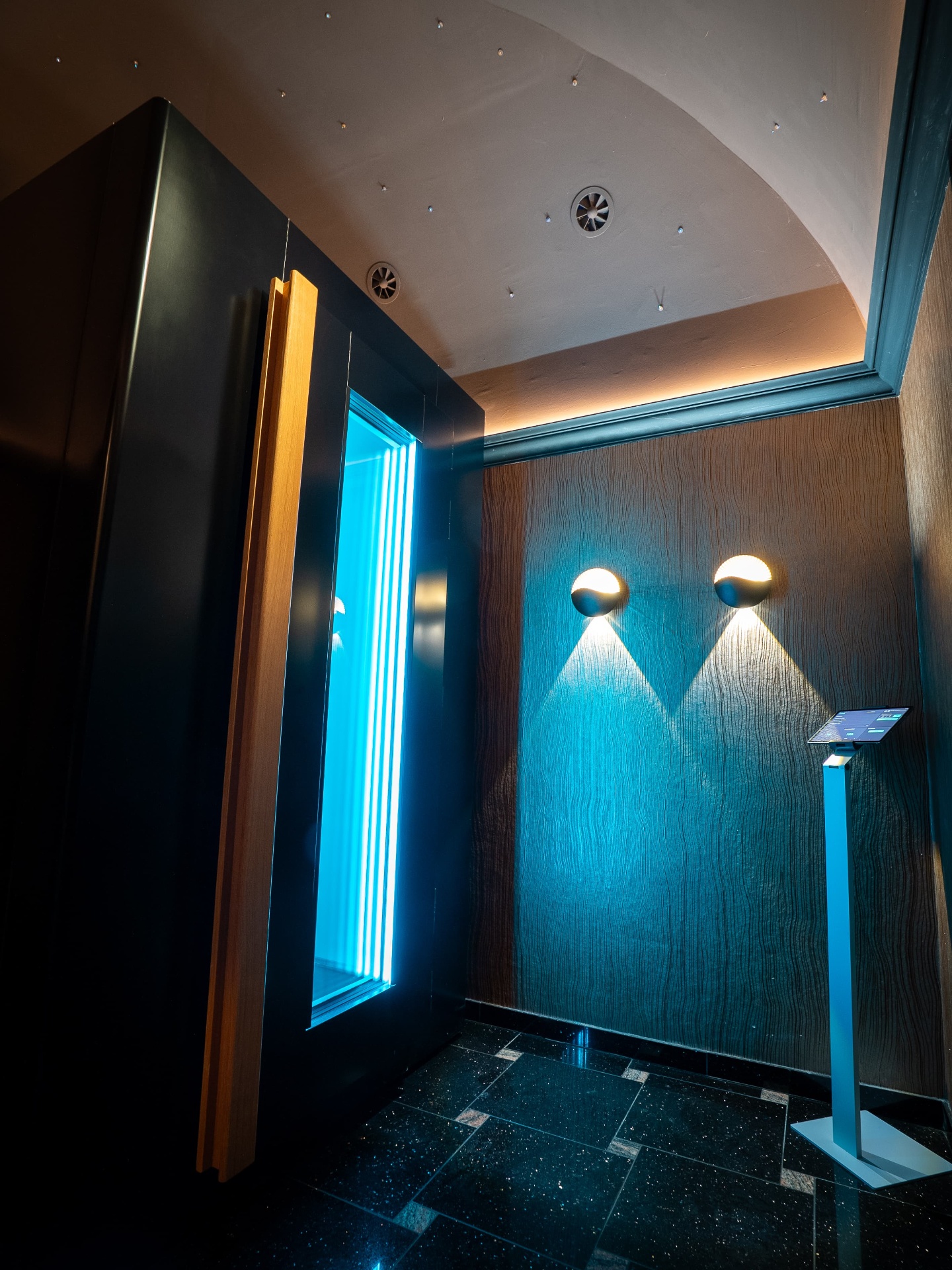 PANACOOL Doppelkältekammer im Alpenrose SPA